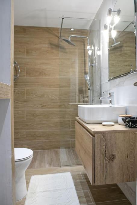 Stylish And Comfortable Apartment Athen Eksteriør billede